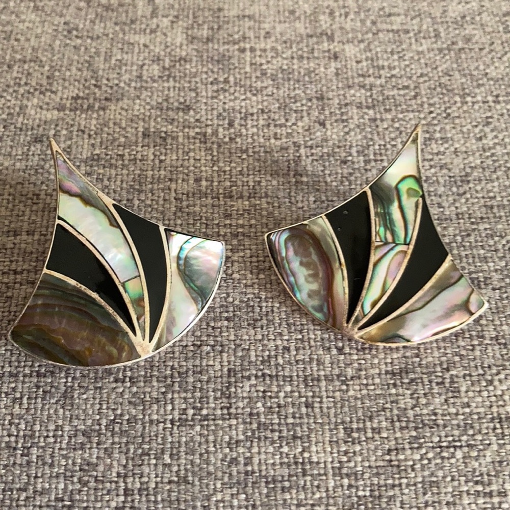 Shell Fan Earrings